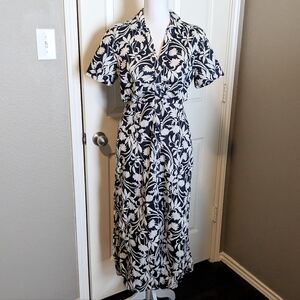 🌟Last Chance🌟Elegant Blue and White Floral Dress